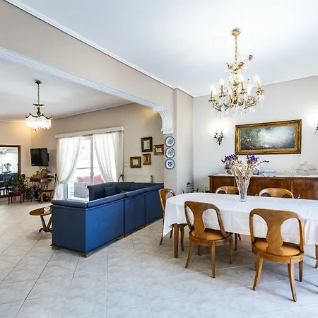 Luminous Maisonette * Kalamata