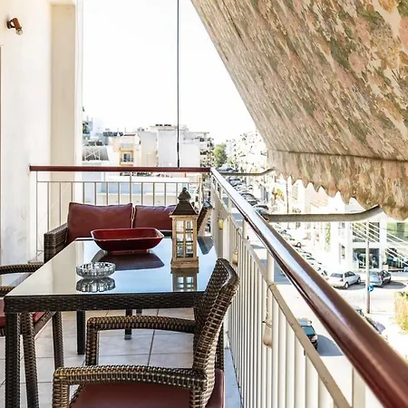 Luminous Maisonette Apartment